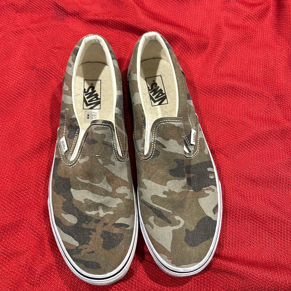 Vans Camo Slip On